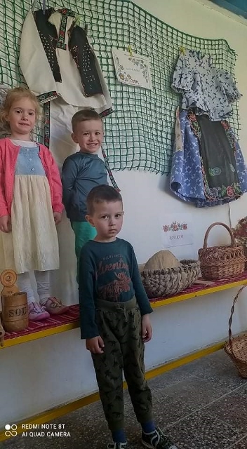 received_551247946354596 (352x640)